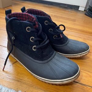 Sperry boots